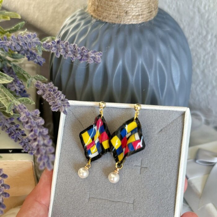 Handmade Mondrian Resin Earrings - Image 5