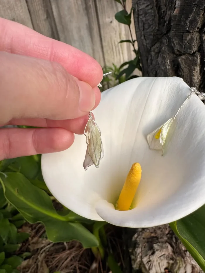 Handmade Resin Calla Lily Drop Earring - Image 5