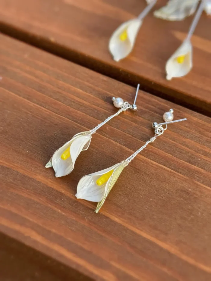 Handmade Resin Calla Lily Drop Earring - Image 6