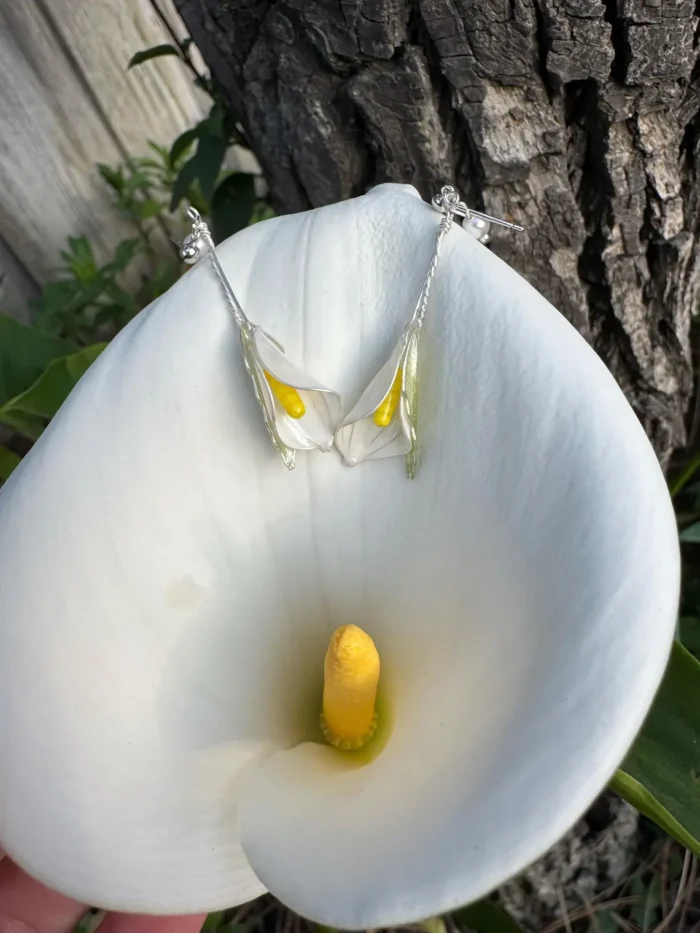 Handmade Resin Calla Lily Drop Earring - Image 3