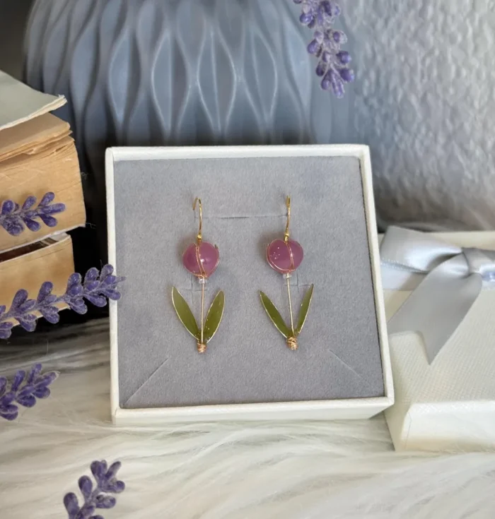 Handmade Resin Tulip Drop Earrings - Image 7