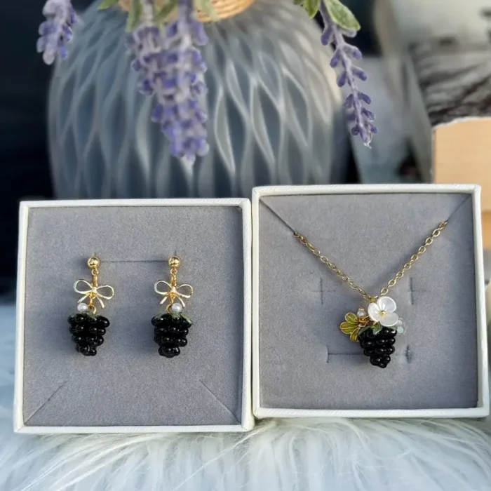 Handmade Resin Blackberry Necklace: Floral Jewelry Gift - Image 6